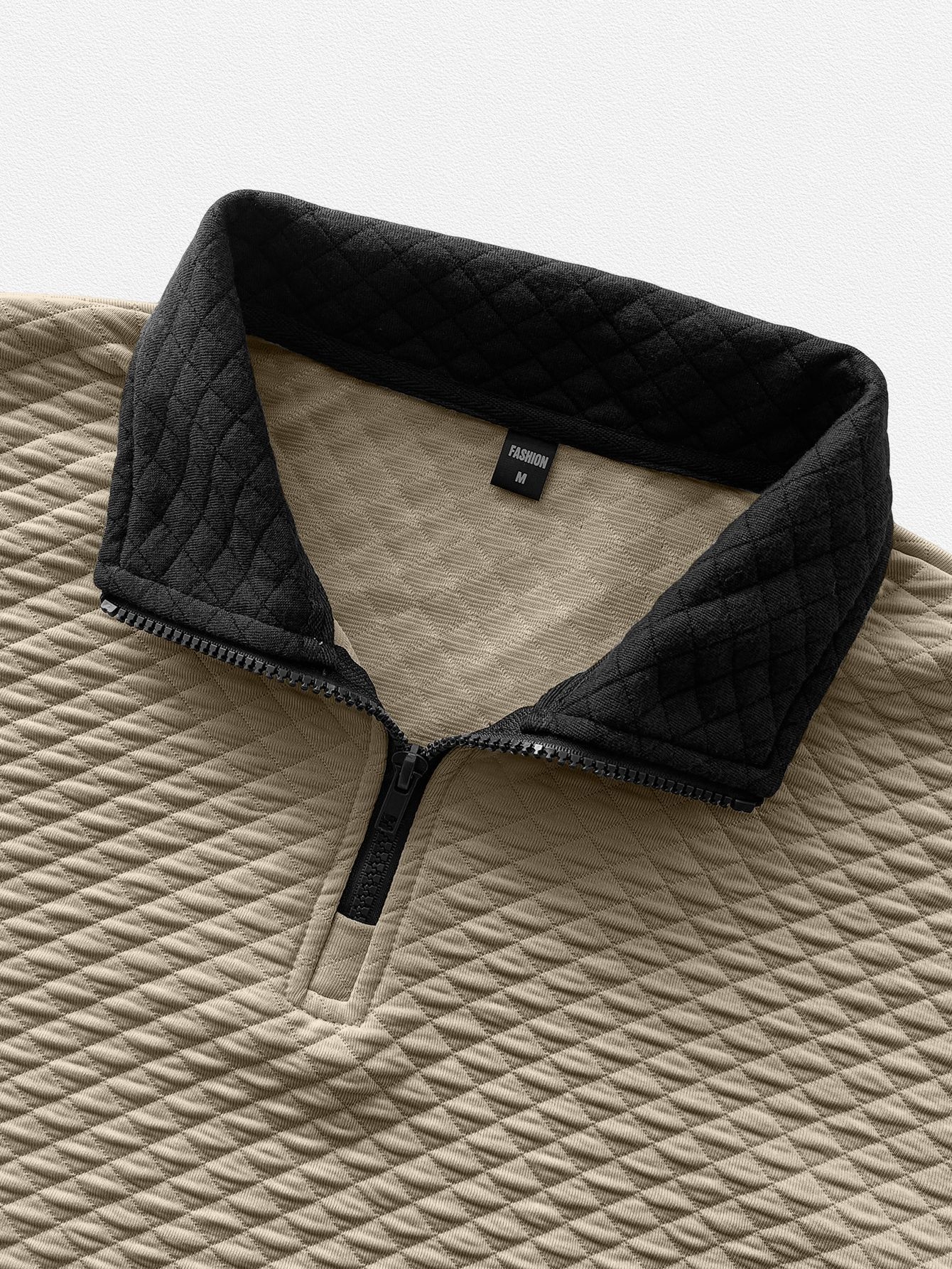 Men's Quilted Quarter-Zip Pullover with Contrast Collar