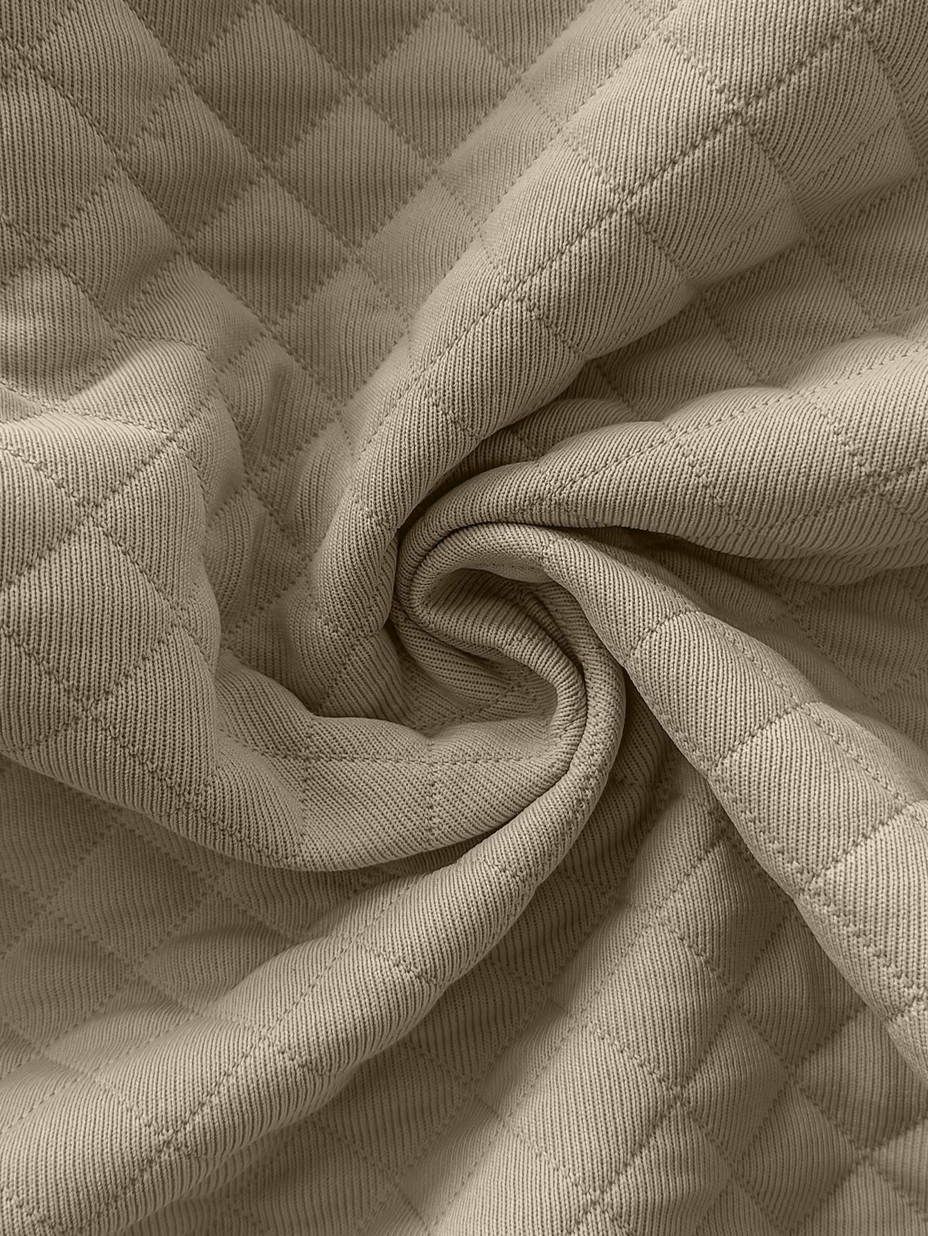 Men's Quilted Quarter-Zip Pullover with Contrast Collar