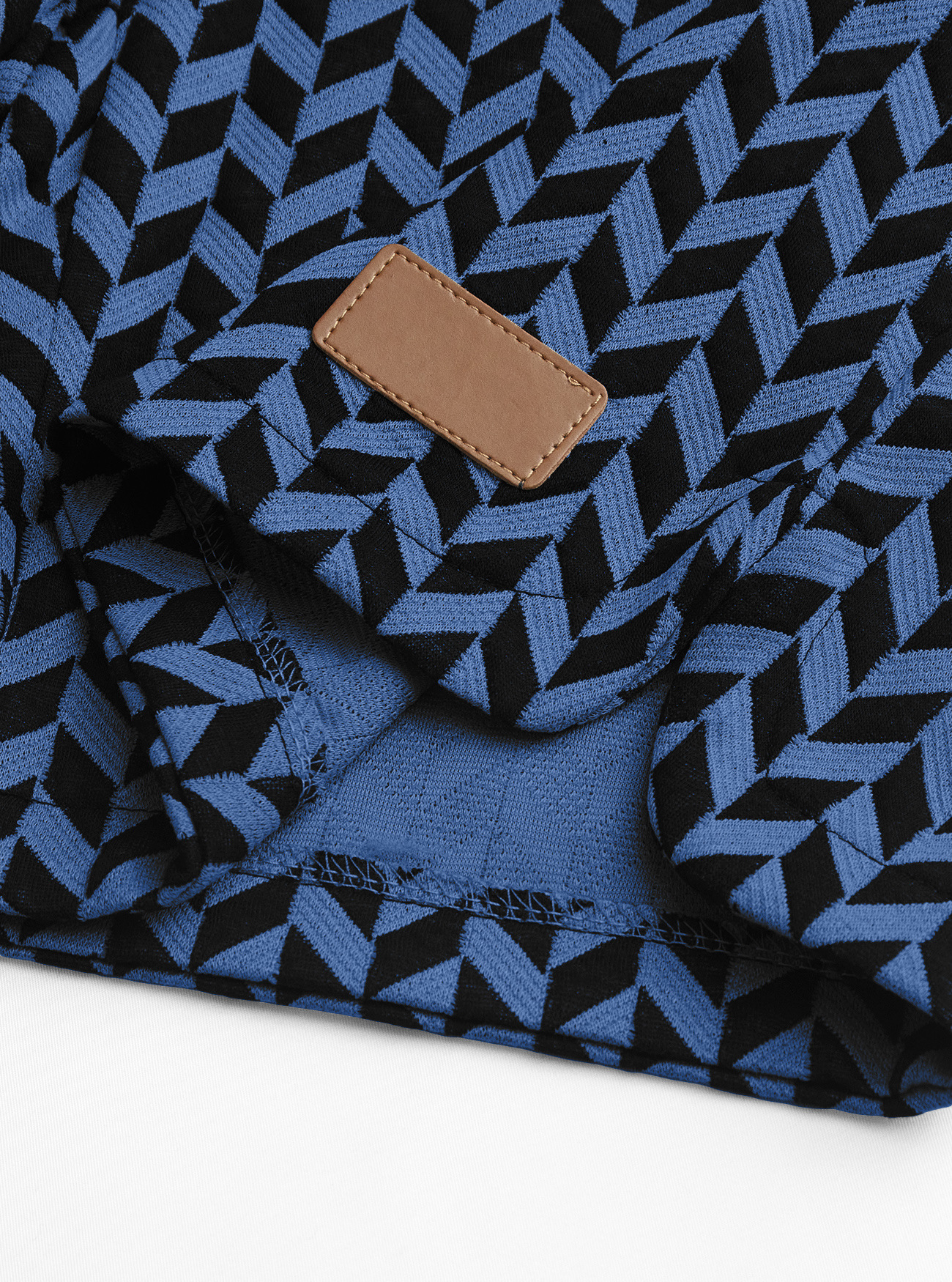 Men's Chevron Print Drawstring Casual Shorts