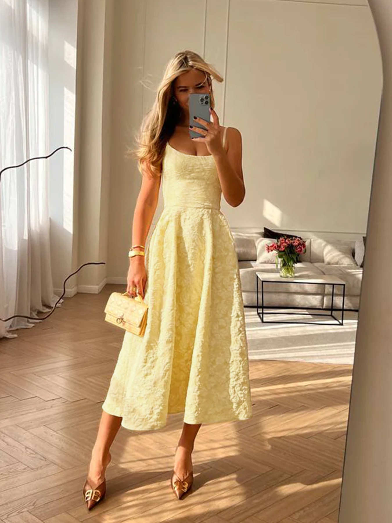 Elegant Jacquard Sleeveless Midi Dress