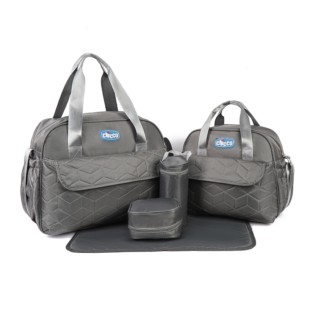 Set di 5 pezzi composto da borsa fasciatoio trapuntata, borsa da viaggio impermeabile con molteplici tasche, fasciatoio, borsa termica per biberon e sacchetto per alimenti.