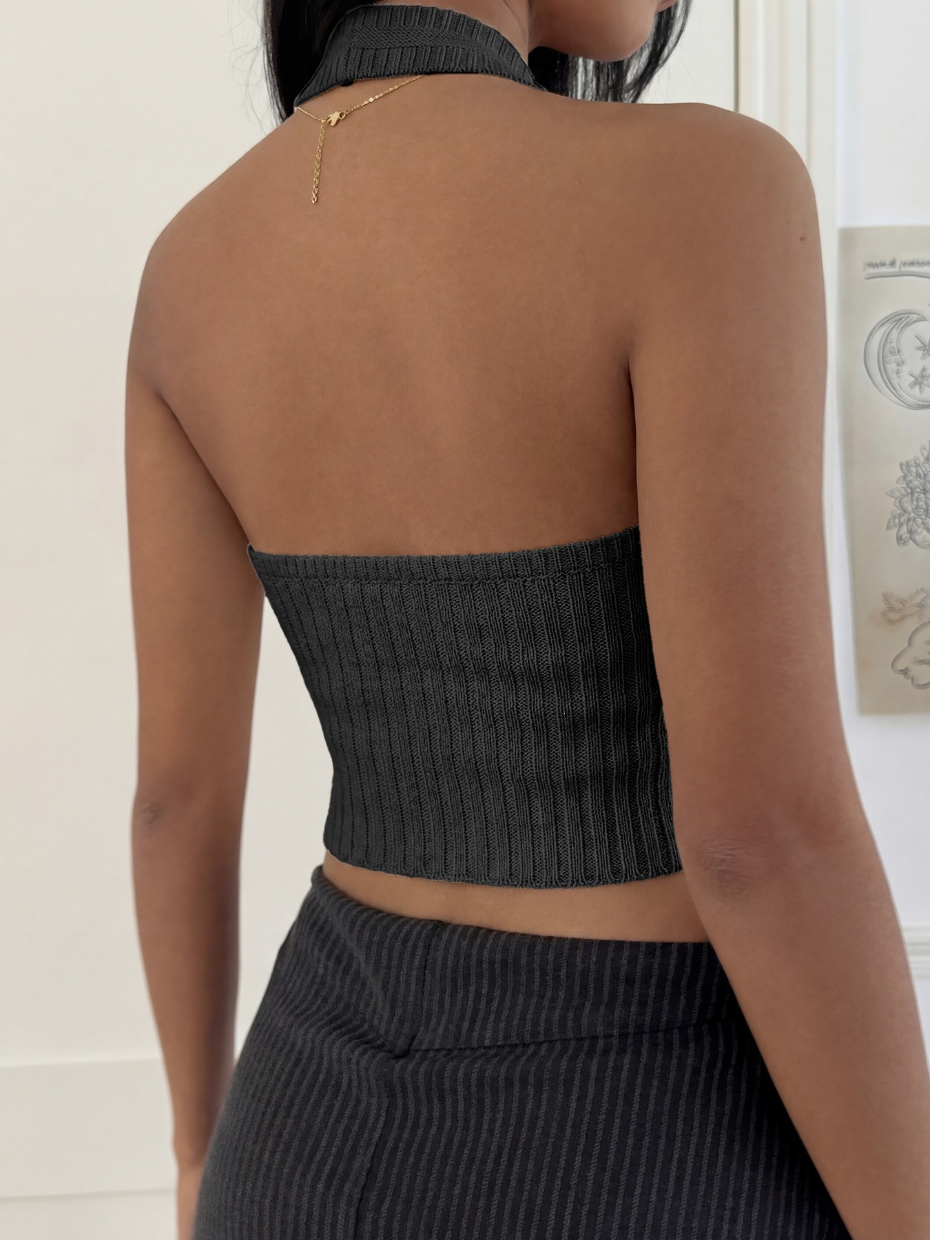 Ribbed Knit Halter Crop Top - V-Neck Sleeveless