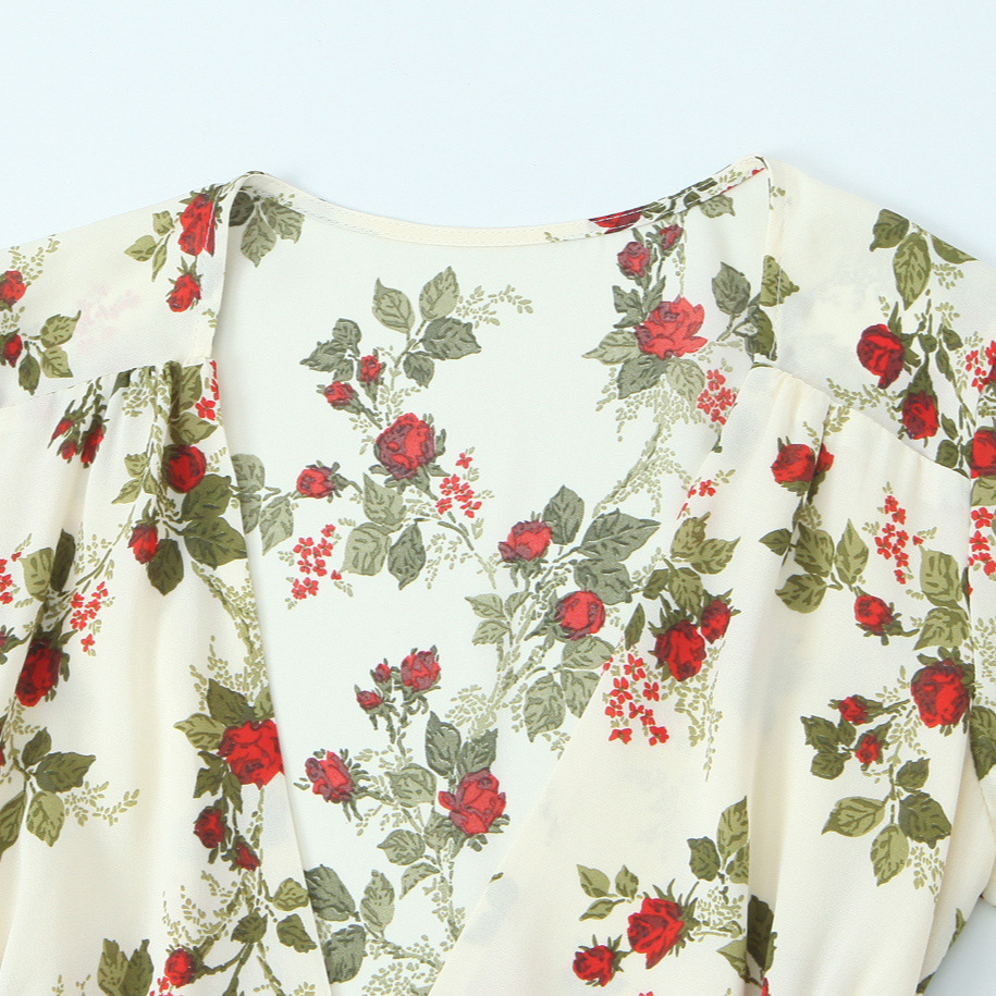 Wickelkleid mit Blumenmuster, lange Ärmel, Bindegürtel, KUN-00131