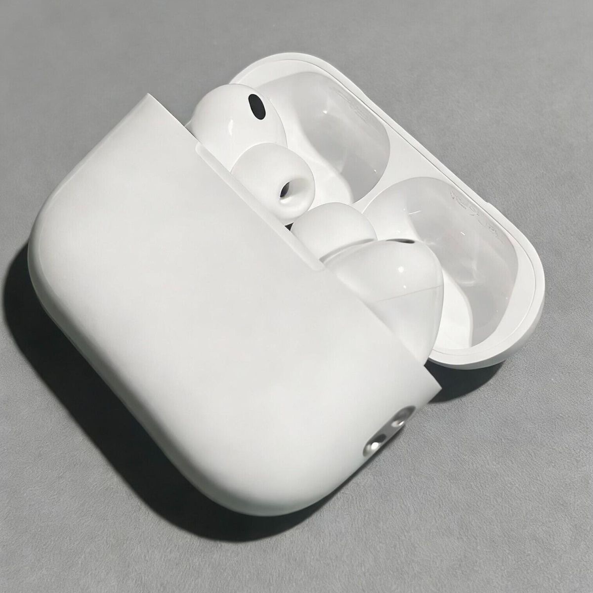 White Wireless ANC Dolby audio In-Ear Earbuds with Charging Case - Pro3