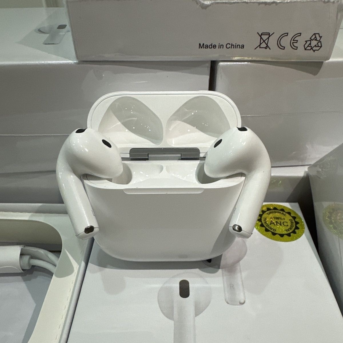 Auriculares Bluetooth con cancelación de ruido activa (ANC) y estuche de carga - Blanco - Air4 ANC