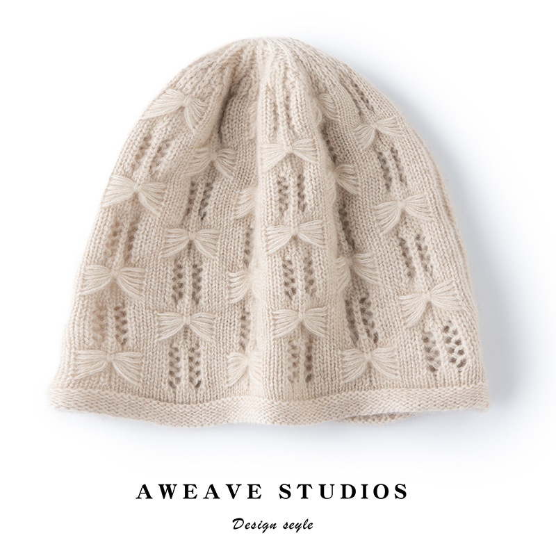 Cashmere Women's Textured Bow Knit Beanie Hat