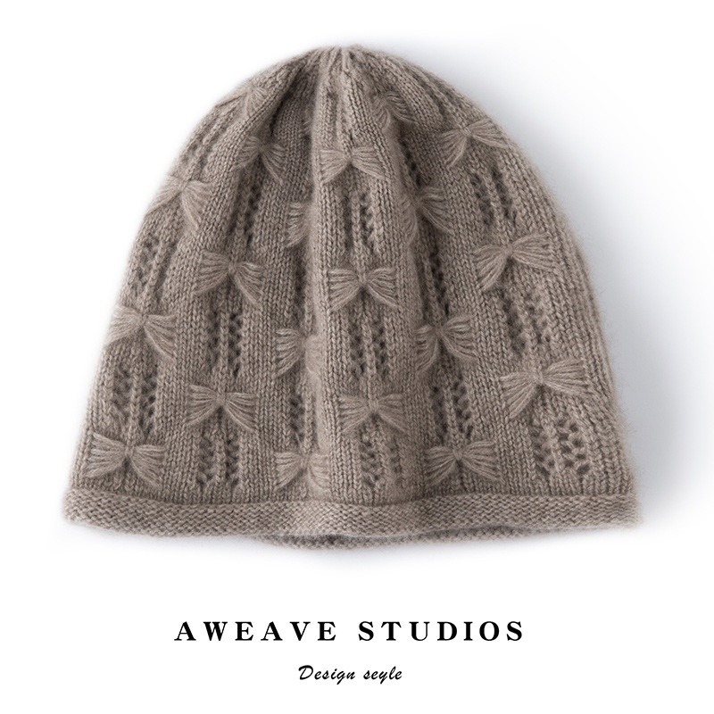 Cashmere Women's Textured Bow Knit Beanie Hat