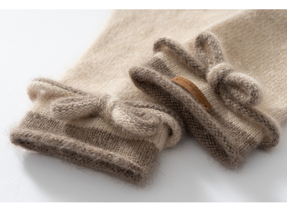 Cashmere Women's Knit Touchscreen Gloves with Bow Accent