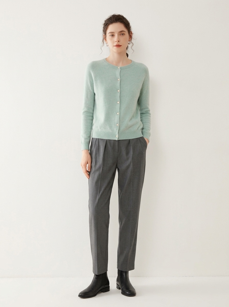 Cashmere Women's Crewneck Button-Down Cashmere Knit Cardigan