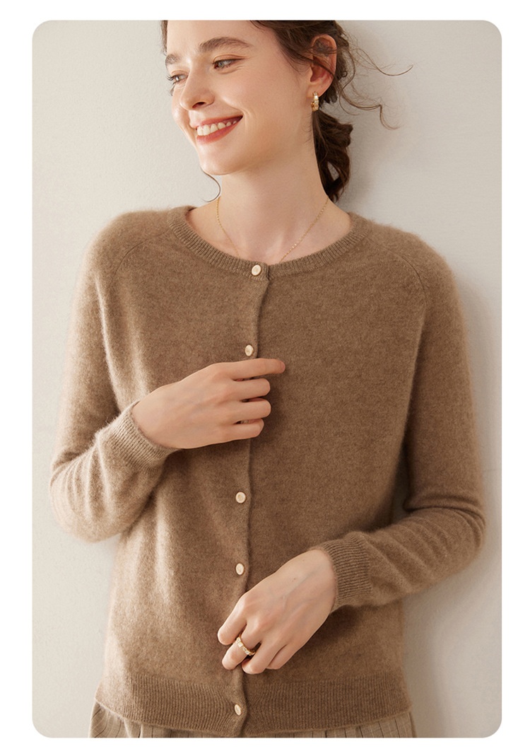Cashmere Women's Crewneck Button-Down Cashmere Knit Cardigan