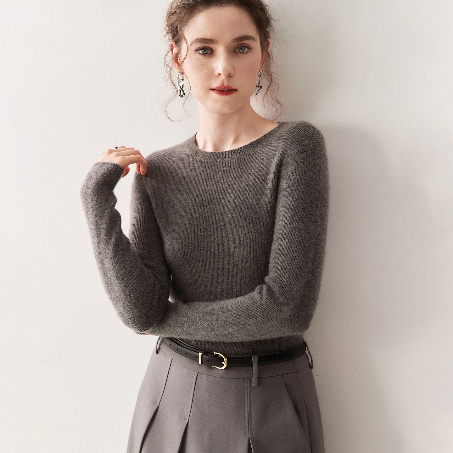 Cashmere Women's Crewneck Ribbed Long Sleeve Knit Sweater
