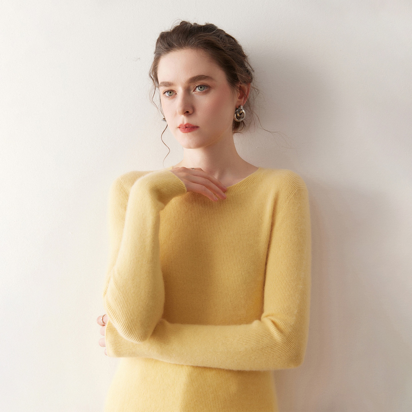Cashmere Women's Crewneck Ribbed Long Sleeve Knit Sweater