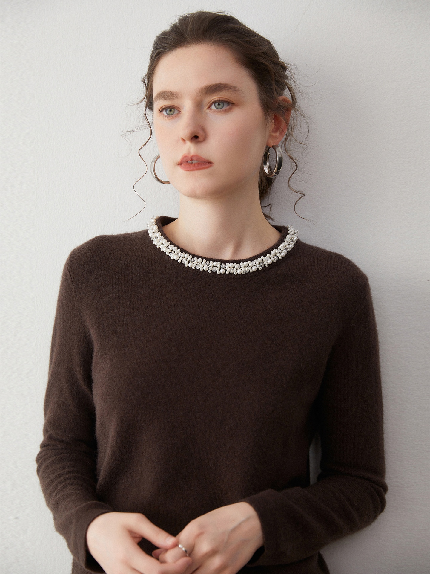 Cashmere Pearl Embellished Crew Neck Knit Sweater