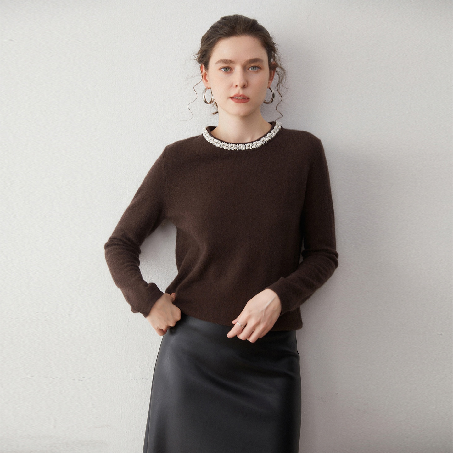 Cashmere Pearl Embellished Crew Neck Knit Sweater