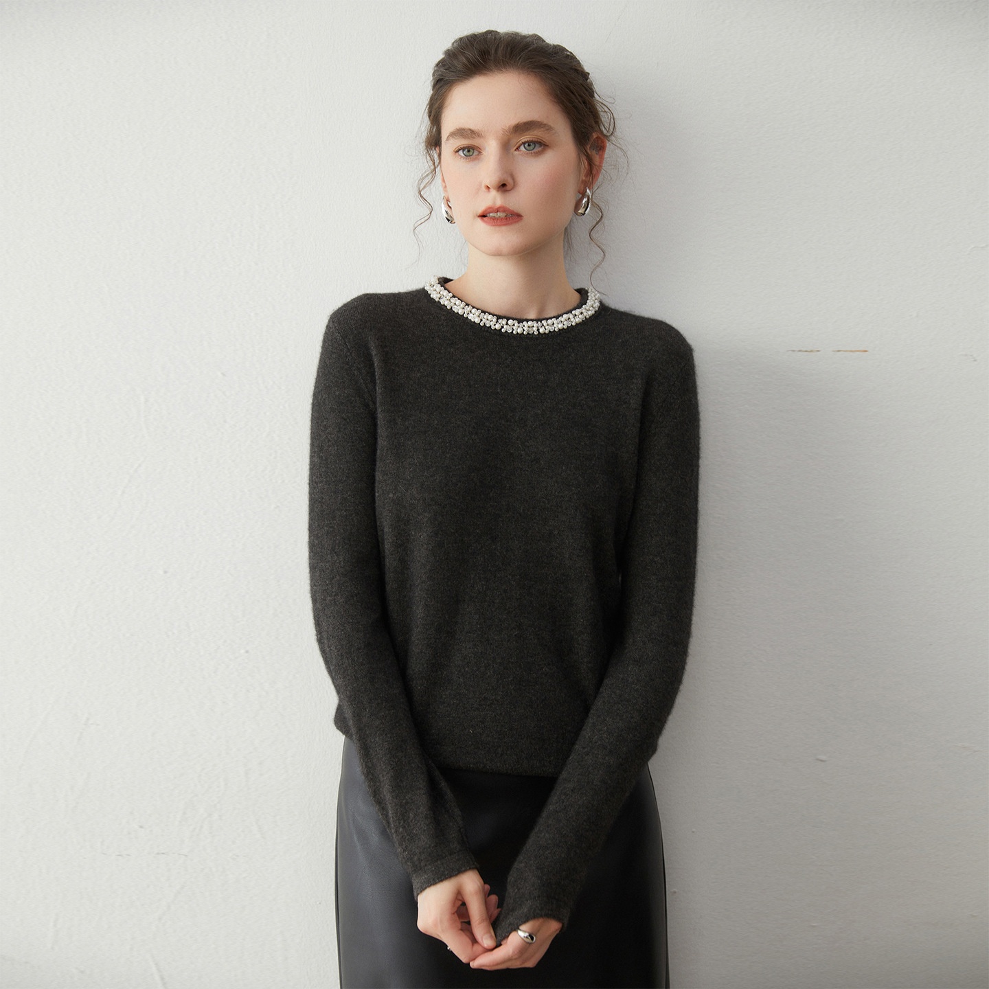 Cashmere Pearl Embellished Crew Neck Knit Sweater