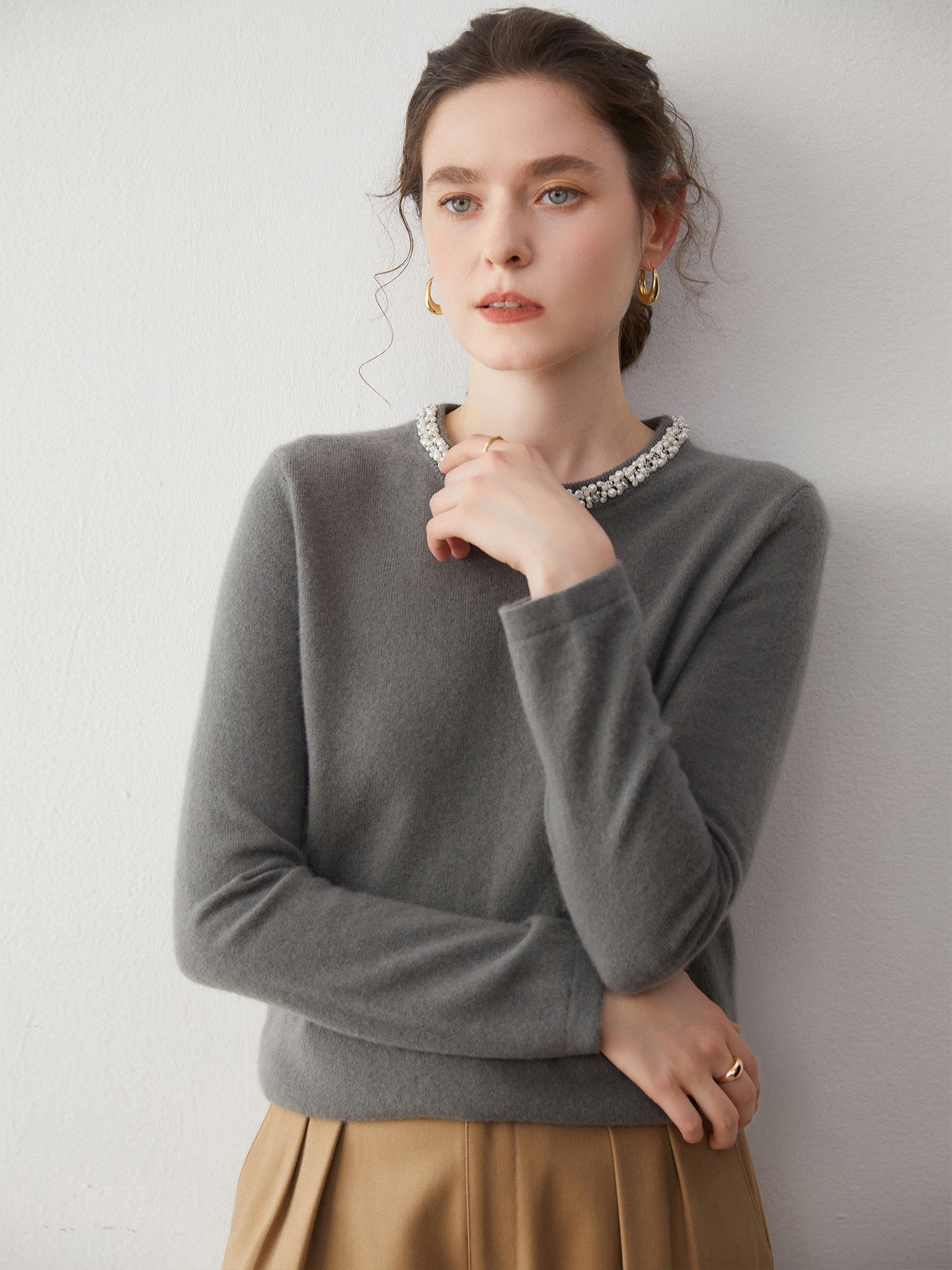 Cashmere Pearl Embellished Crew Neck Knit Sweater