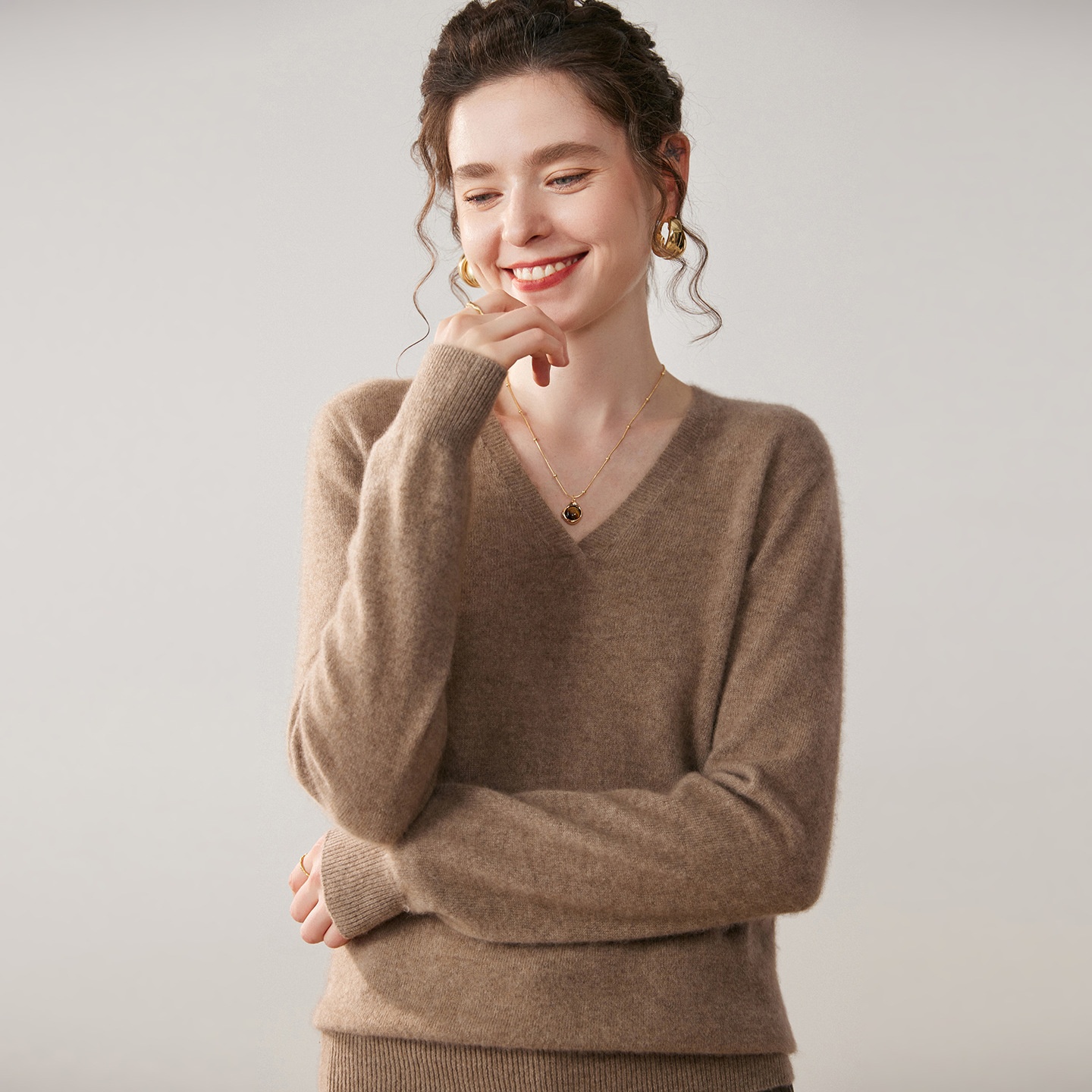 Cashmere Women's V-Neck Long Sleeve Cashmere Knit Sweater