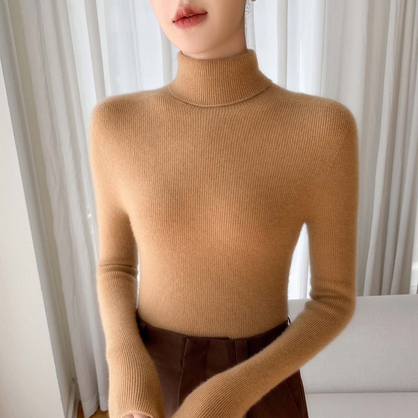 Women's Ribbed Knit Long Sleeve Sweater