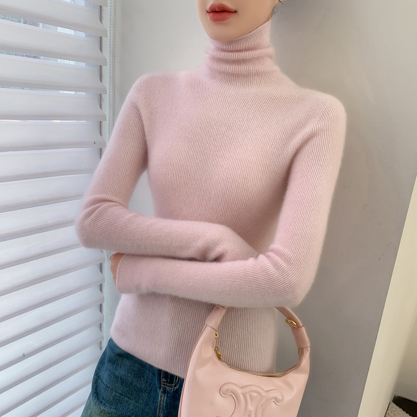 Women's Ribbed Knit Long Sleeve Sweater