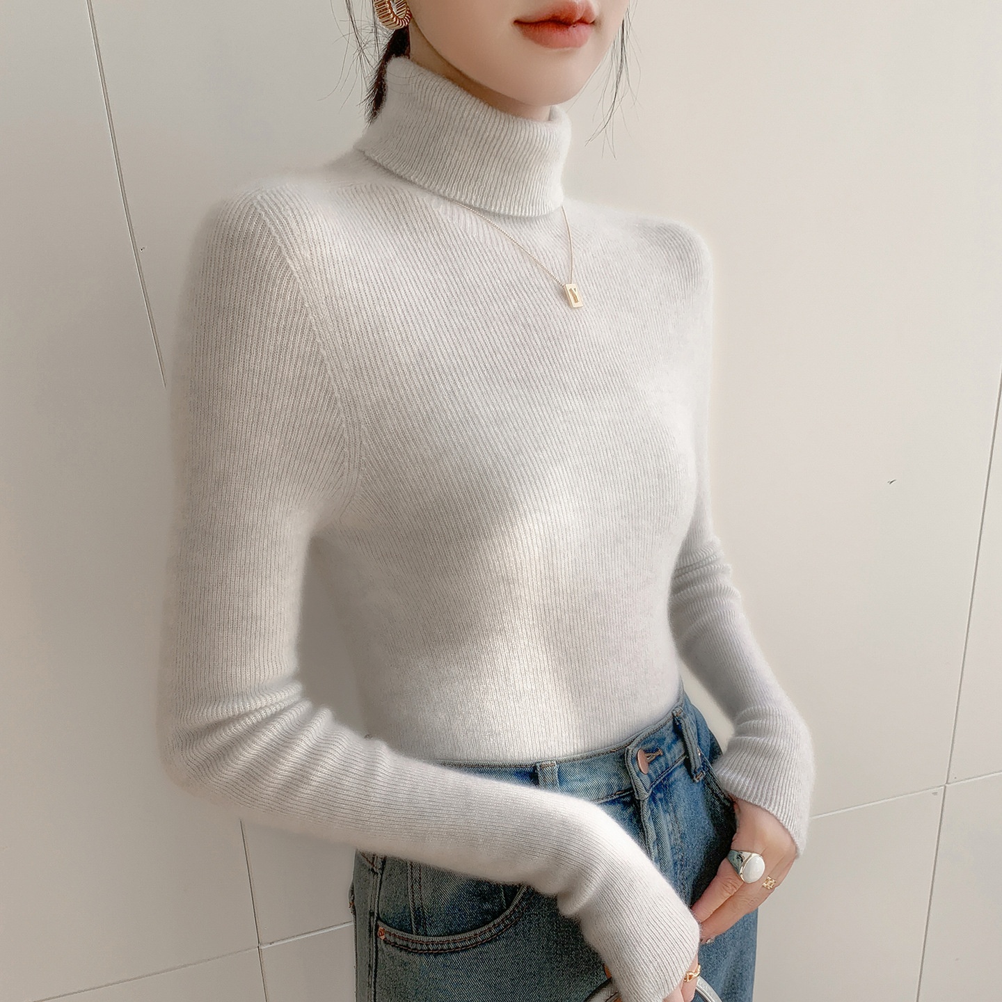 Women's Ribbed Knit Long Sleeve Sweater