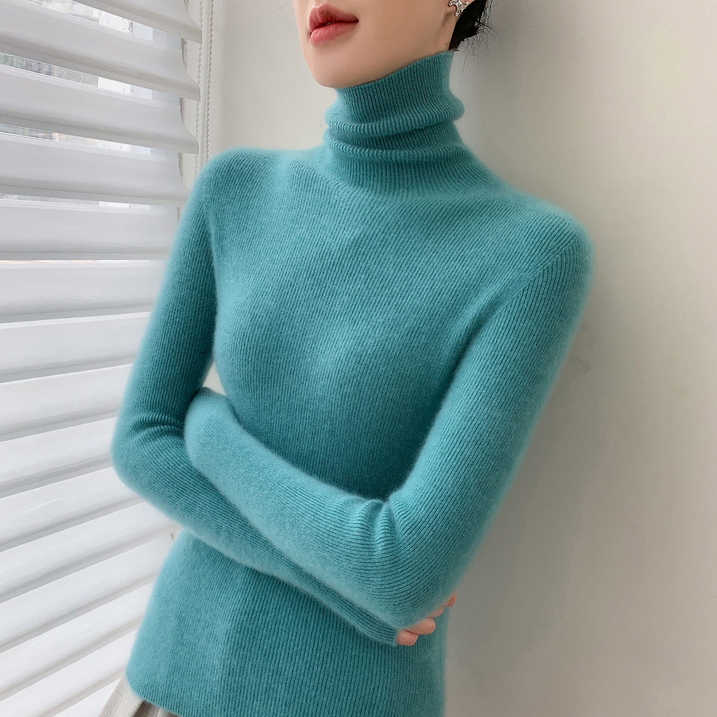 Women's Ribbed Knit Long Sleeve Sweater