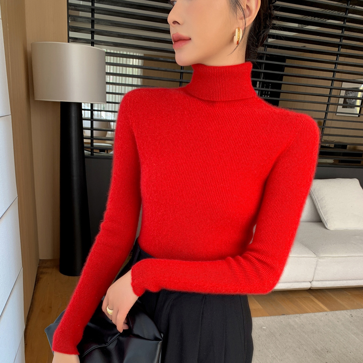 Women's Ribbed Knit Turtleneck Sweater