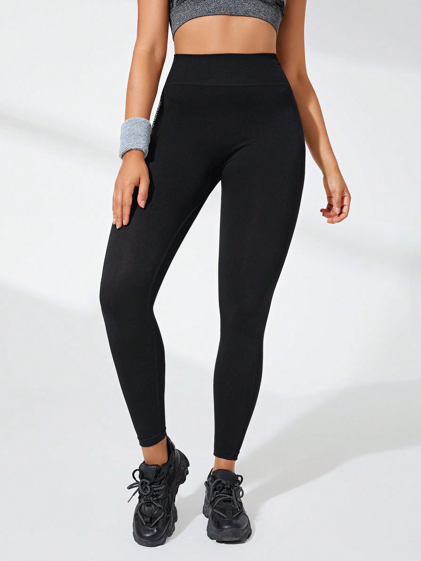 High-Waisted Slimming Yoga Leggings with Hip-Lifting Quickdry Function for Women