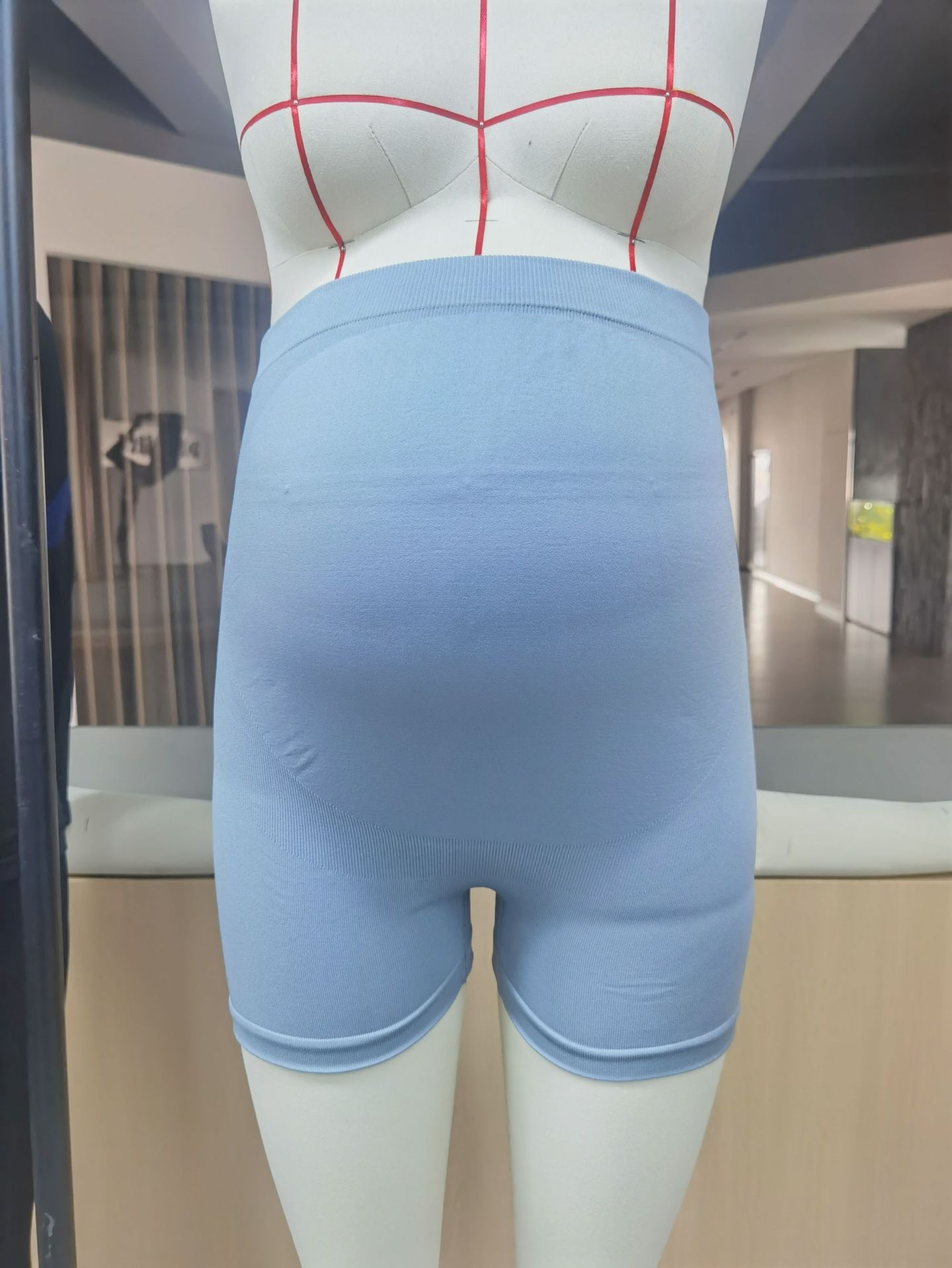 High-Waisted Slimming Supportive Maternity Yoga Shorts with Quick-Dry Function for Women