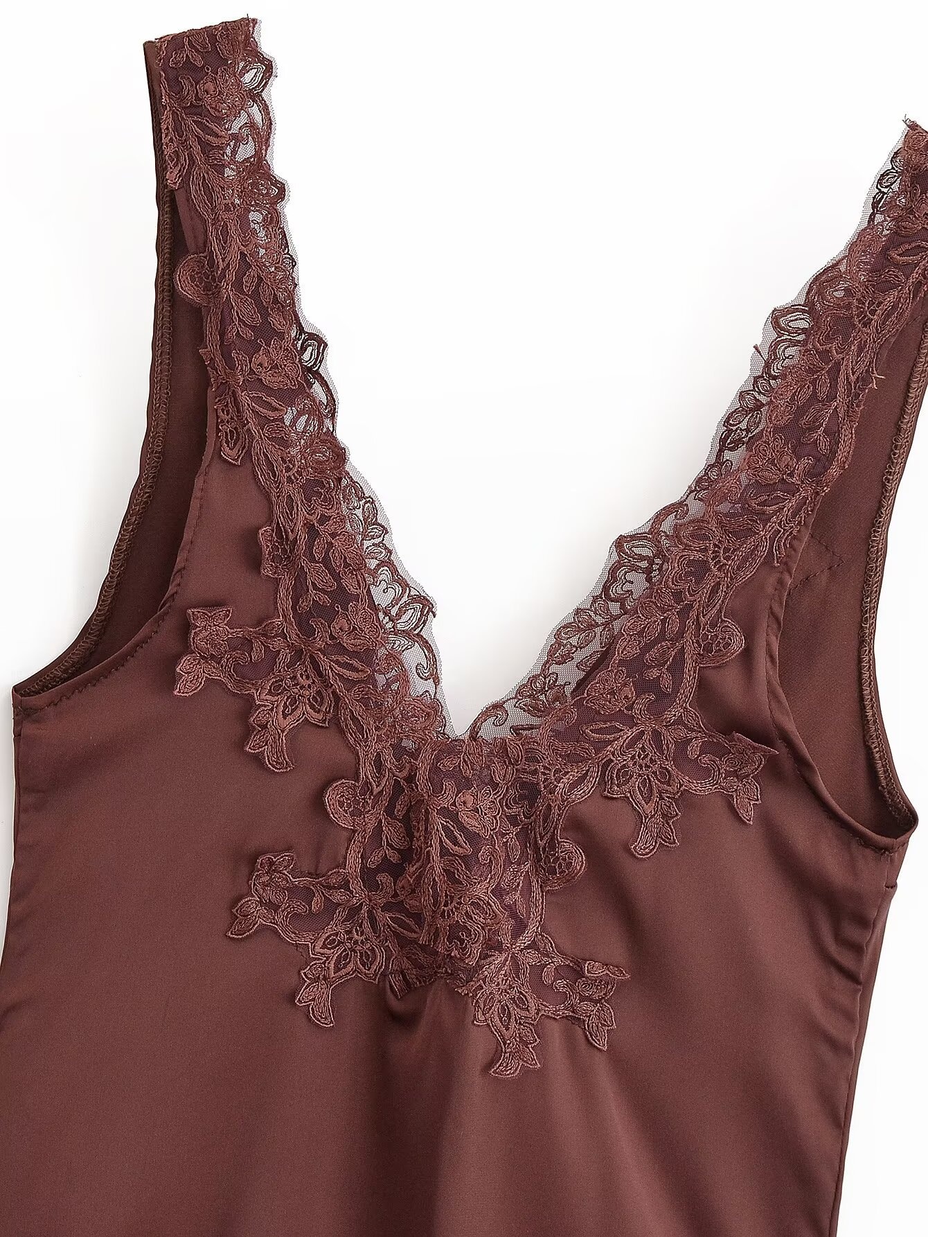 Elegante body in raso e pizzo con scollo a V - Top intimo e da indossare a strati
