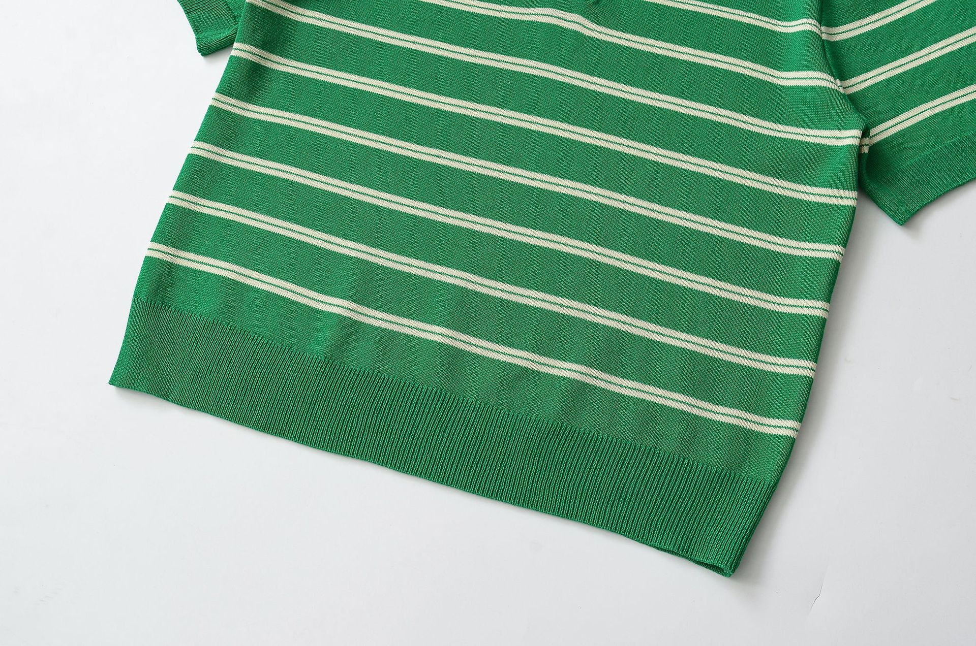 Polo da donna a righe in maglia - Top casual a maniche corte