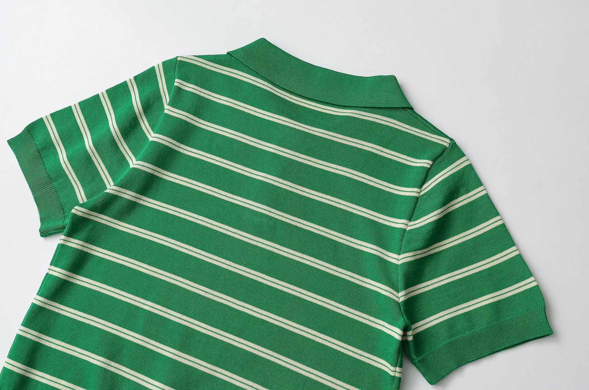 Polo da donna a righe in maglia - Top casual a maniche corte