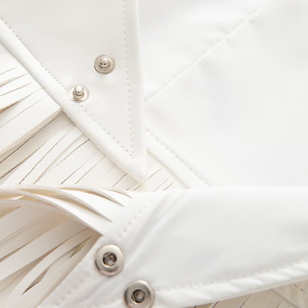 Top all'americana con frange in similpelle - Gilet senza maniche