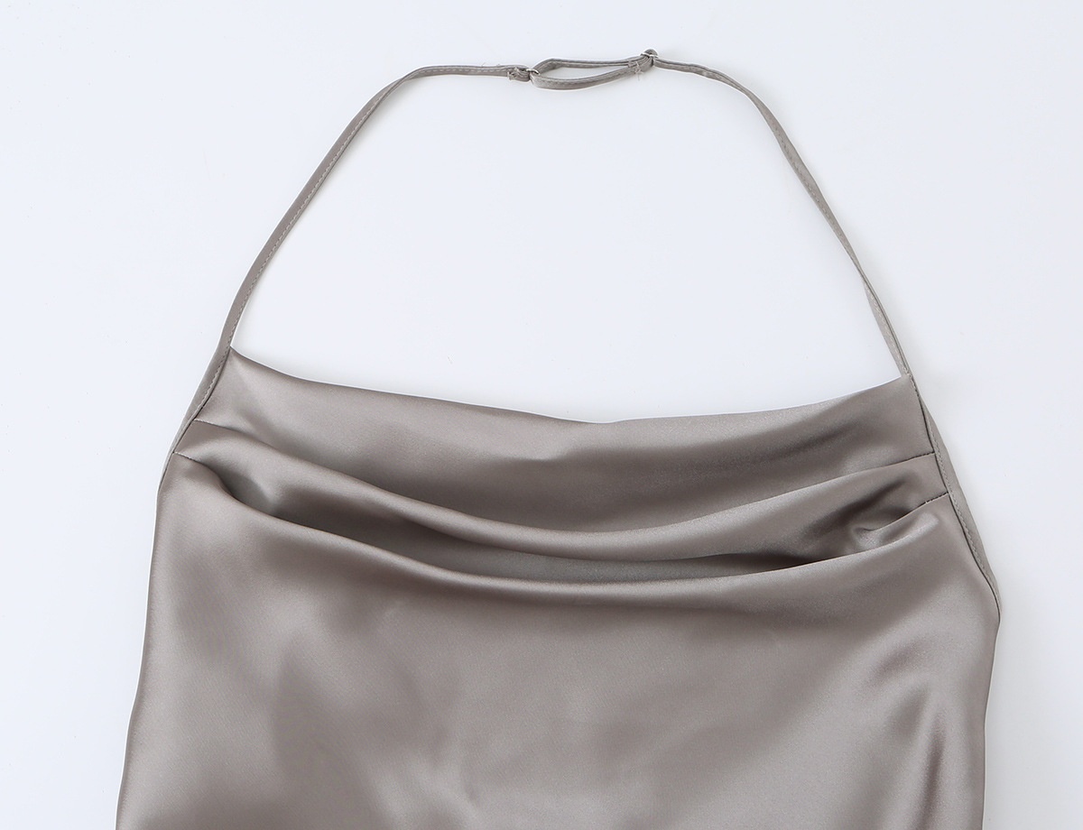 Top all'americana in raso con scollo a cascata e allacciatura sul retro - Camicetta chic con laccetti sulla schiena