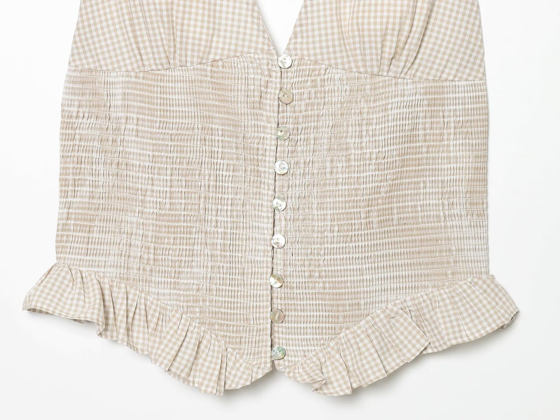 Elegante top a collo alto con volant arricciati - a quadri neri e beige