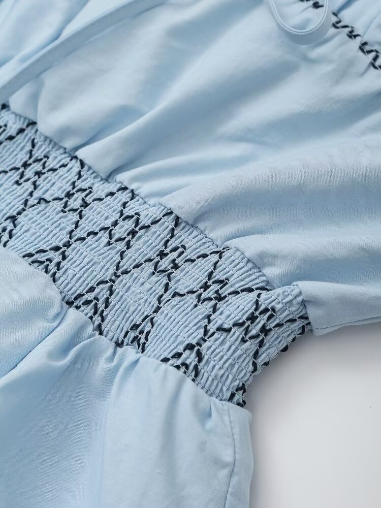 Top peplo senza spalline arricciato color azzurro cielo - Chic e di tendenza