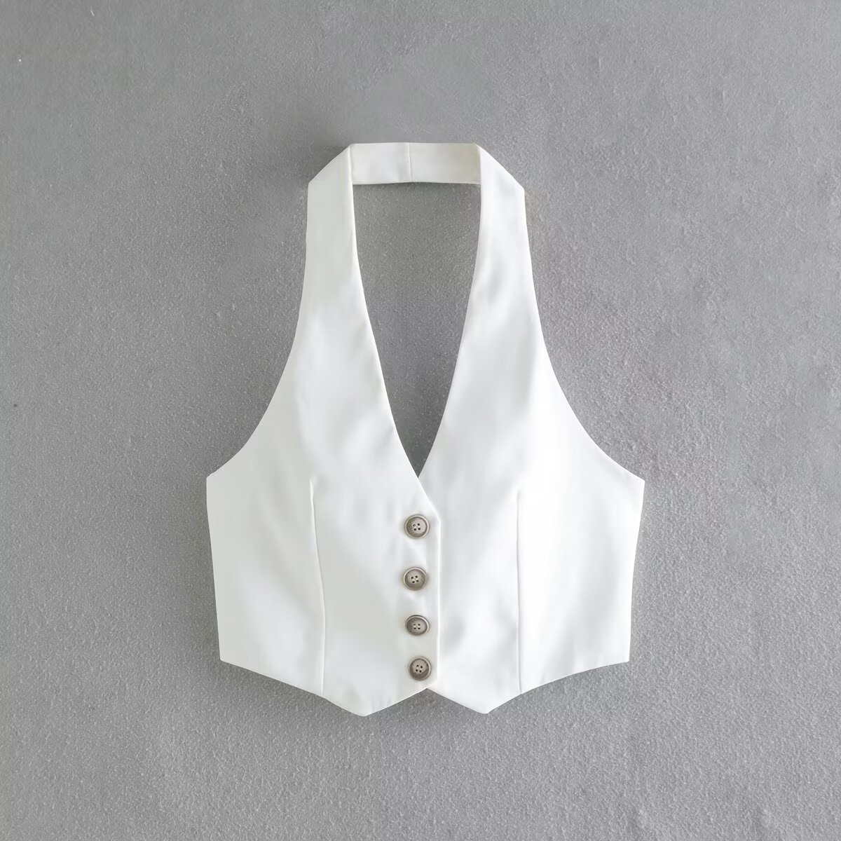 Elegante top corto bianco con scollo all'americana per donna