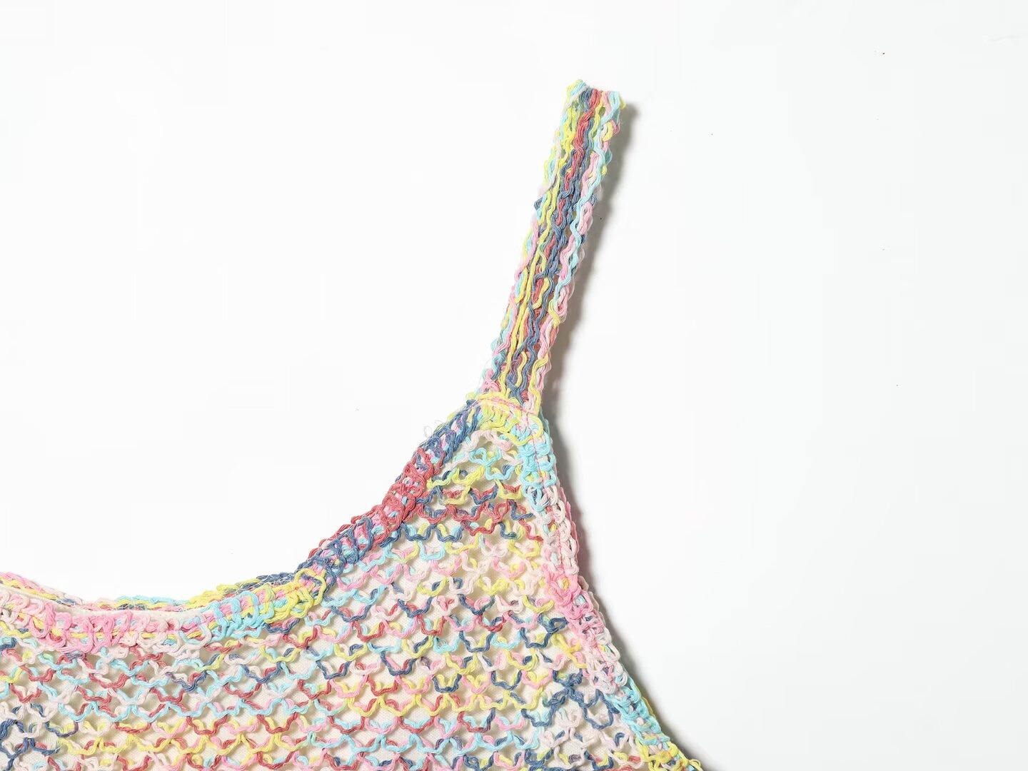 Top corto in maglia all'uncinetto stile boho - Canotta colorata con spalline sottili