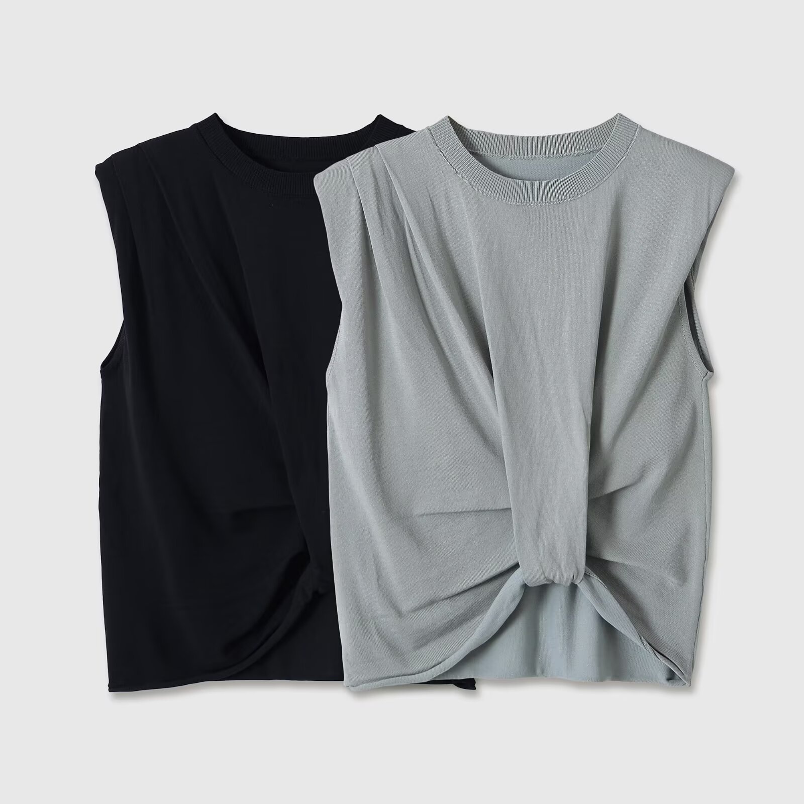 Top senza maniche con spalline imbottite e nodo sul davanti - Chic e casual