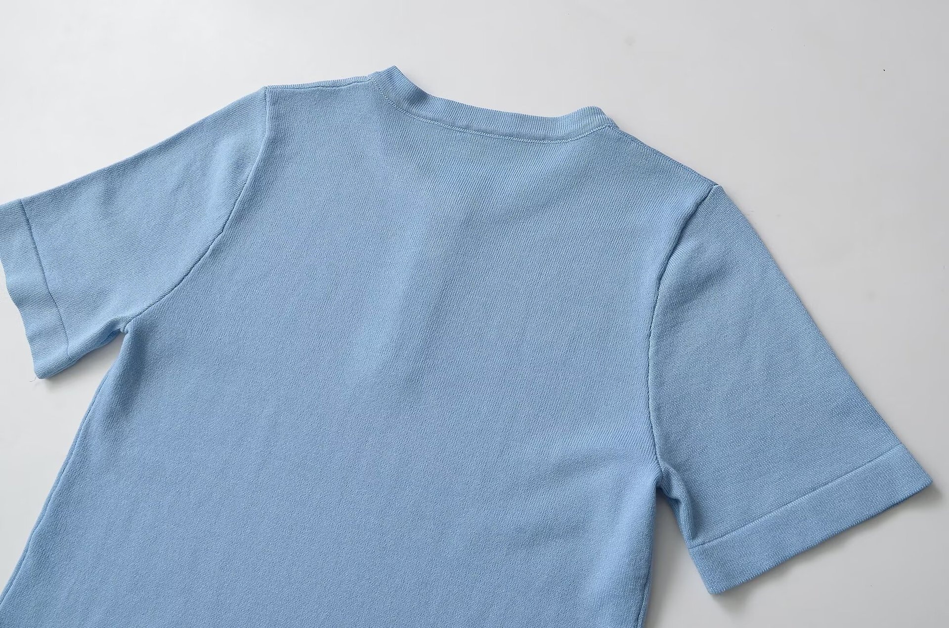 T-shirt Henley da donna morbida - Maniche corte