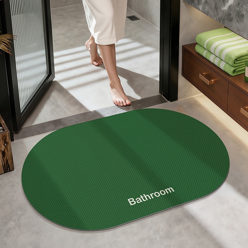 Quick Dry Anti-Slip Bathroom Mat - Absorbent & Soft