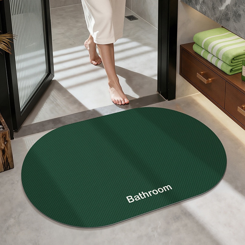 Quick Dry Anti-Slip Bathroom Mat - Absorbent & Soft