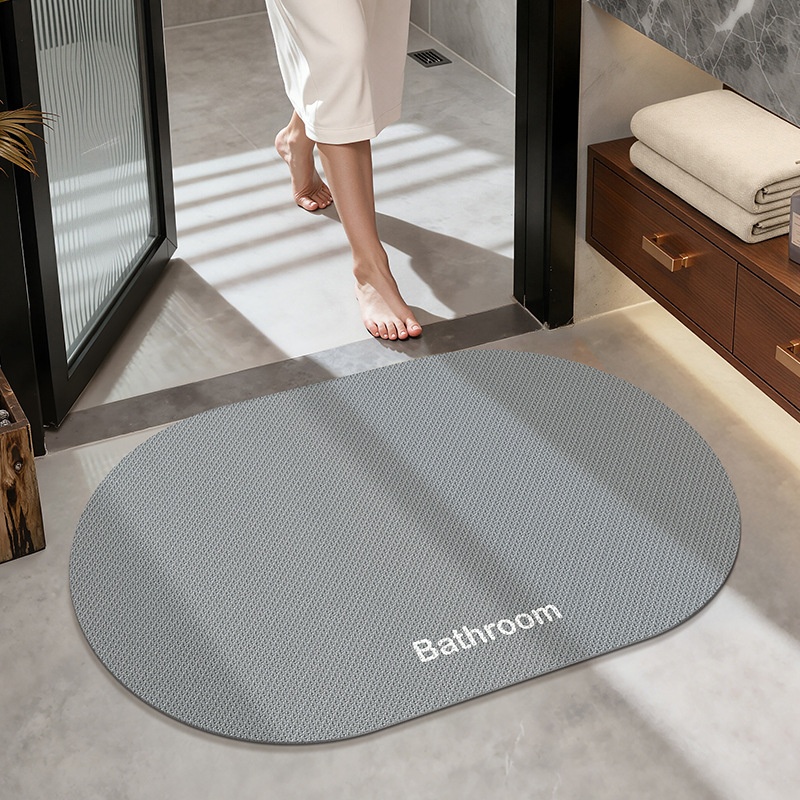Quick Dry Anti-Slip Bathroom Mat - Absorbent & Soft