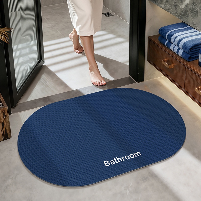 Quick Dry Anti-Slip Bathroom Mat - Absorbent & Soft