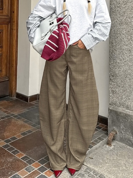 Pantalon à carreaux large et ample pour femme