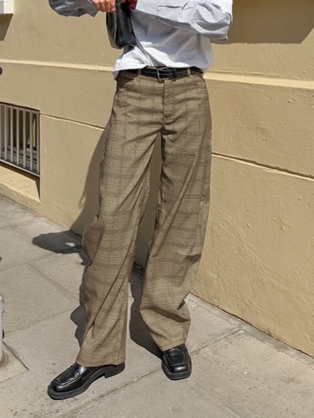 Pantalon à carreaux large et ample pour femme