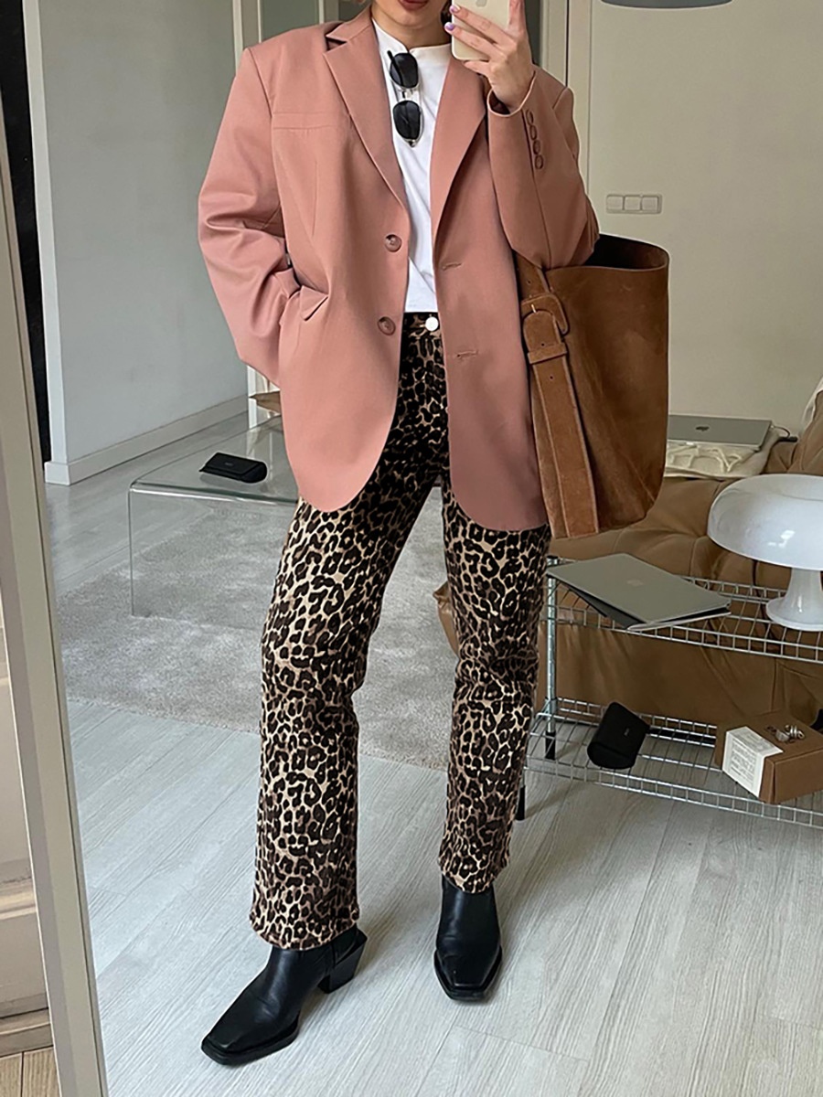 Pantalon droit taille haute à imprimé léopard