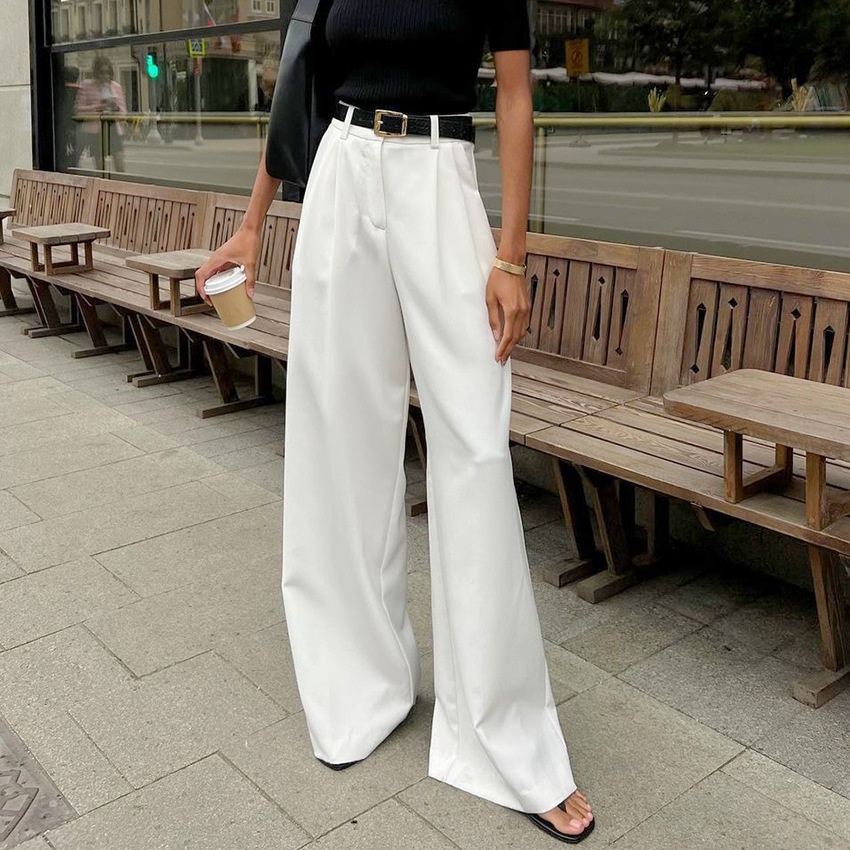 Pantalon blanc à jambes larges et taille haute pour femme