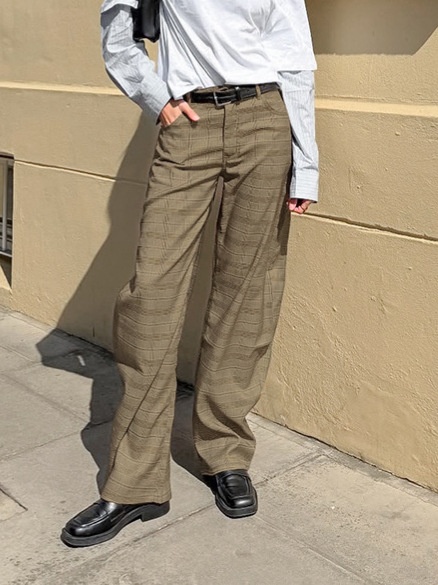 Pantaloni da donna a gamba larga a quadri