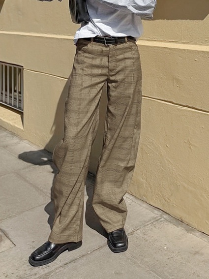 Pantaloni da donna a gamba larga a quadri