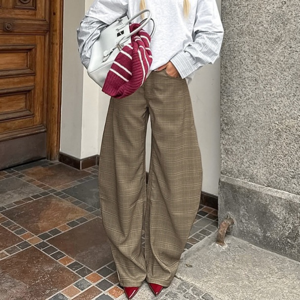 Pantaloni da donna a gamba larga a quadri